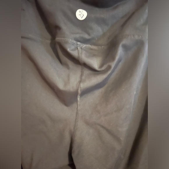 Torrid active leggings, black, peach, snakeskin, size 0 (12) - Picture 3 of 7